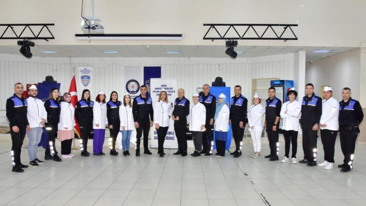 Adana polisi ve milli eğitim, gençlere aşçılık eğitimi verdi