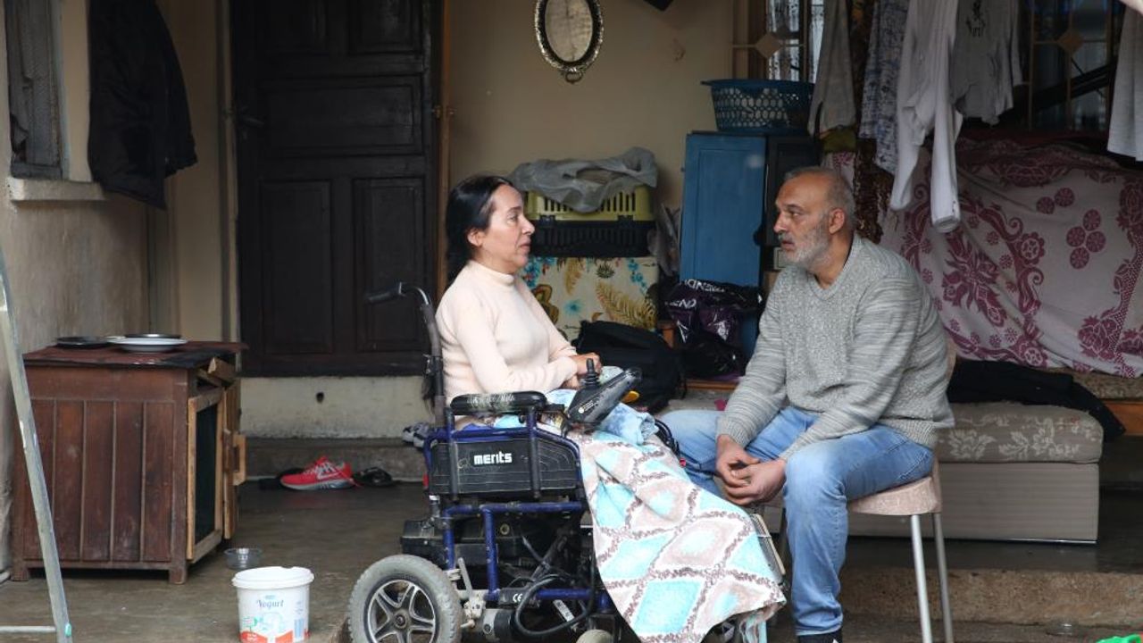 Mersin'de ev sahibi evi satışa çıkardı, depremzede aile çaresiz kaldı