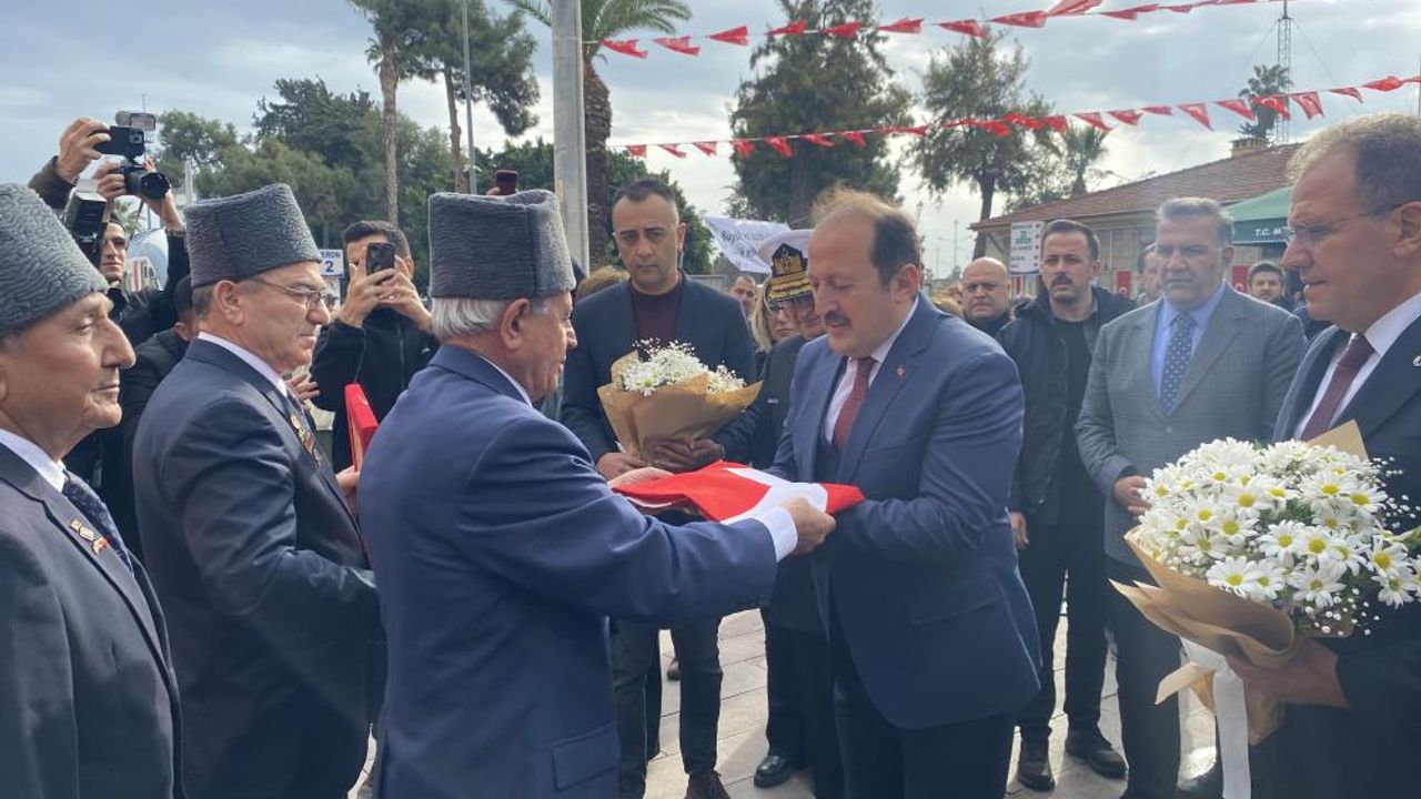 Atatürk'ün Mersin'e gelişinin 100. yıldönümü kutlandı