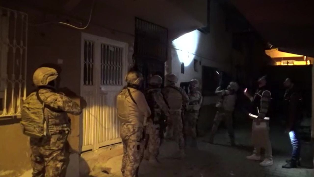 Adana'da Soylu’nun katıldığı Kökünü Kurutma operasyonunun görüntüleri ortaya çıktı