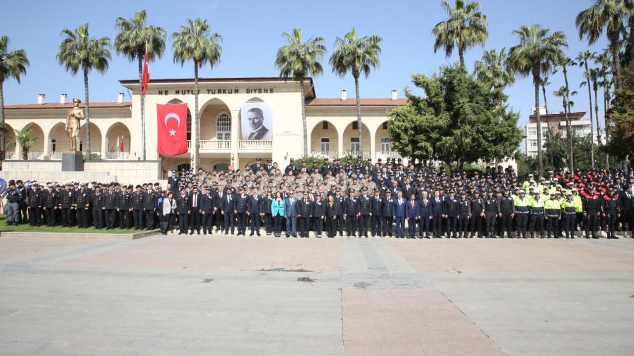 Mersin Emniyet Müdürü Aslan: "Türk Polis Teşkilatı, her zaman devletinin emrinde, milletinin hizmetindedir"