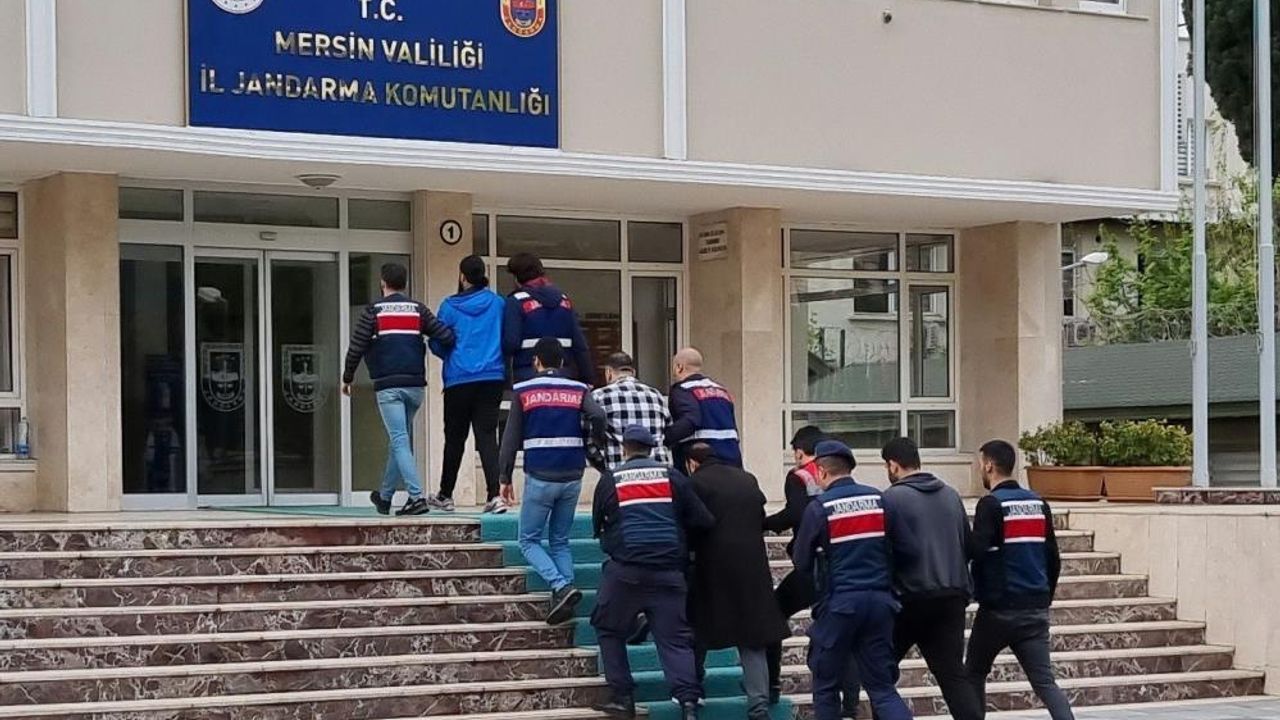 Mersin'deki DEAŞ operasyonunda 2 şüpheli tutuklandı