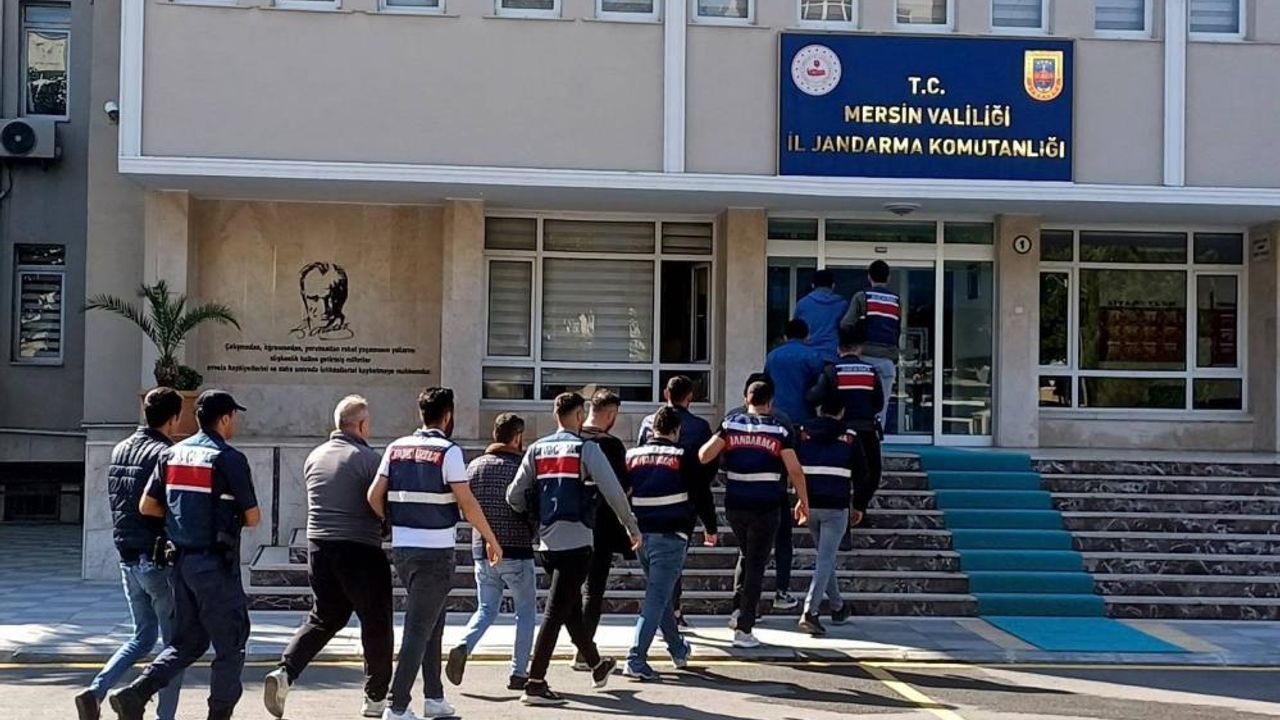 Mersin'de suç örgütüne operasyon: 18 gözaltı