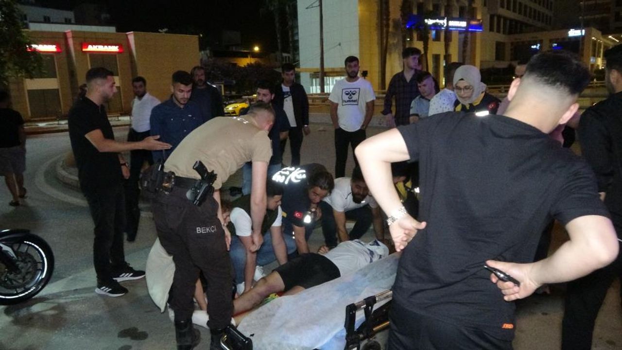 Adana'da iş çıkışı bisikletle evine giden kişi otomobilin çarpması sonucu ağır yaralandı