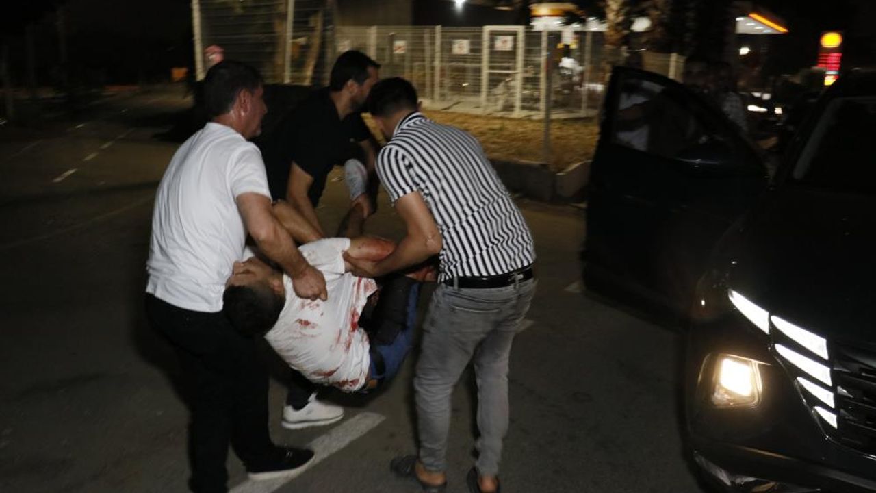 Adana’da barda tüfekler ve tabancalar konuştu: 3 yaralı