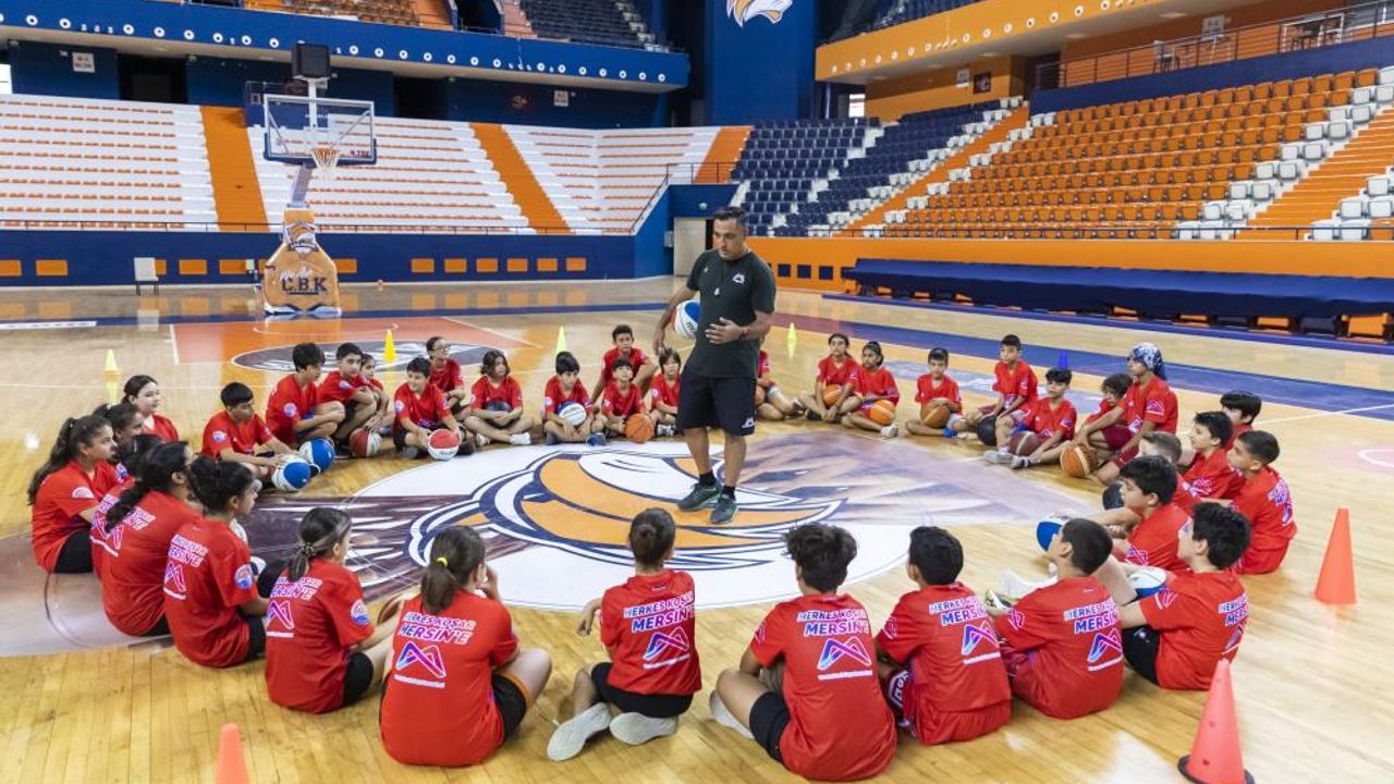 Mersin'de ücretsiz basketbol kurslarıyla, alt yapıya sporcu yetişiyor
