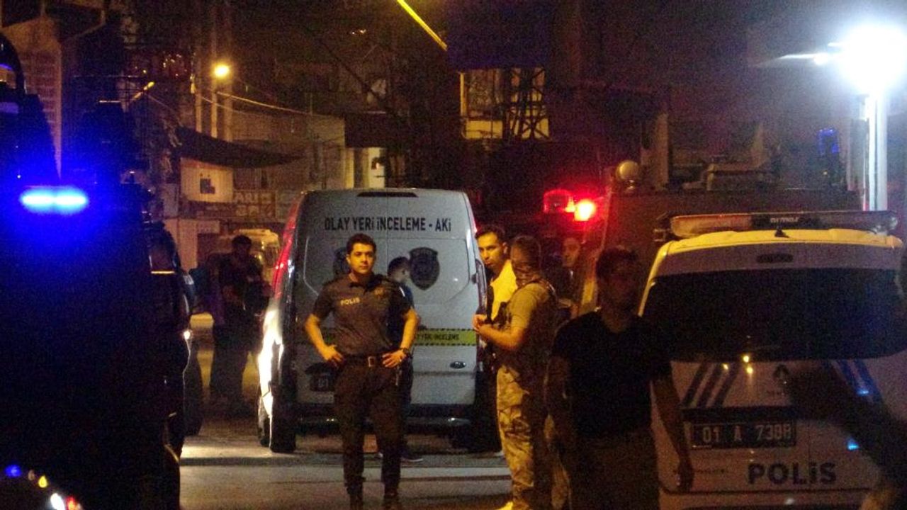 Adana’da olaya müdahale eden polis bıçaklandı