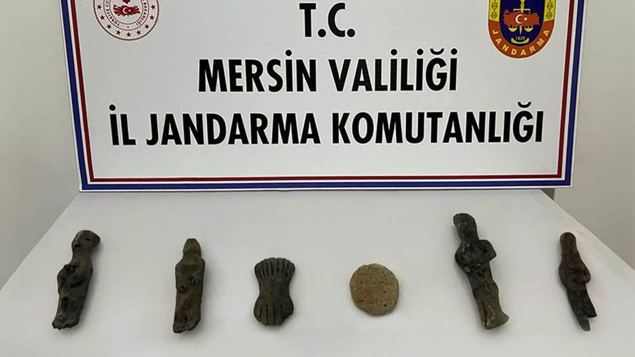 Mersin'de evinde tarihi eser bulunan şüpheli gözaltına alındı