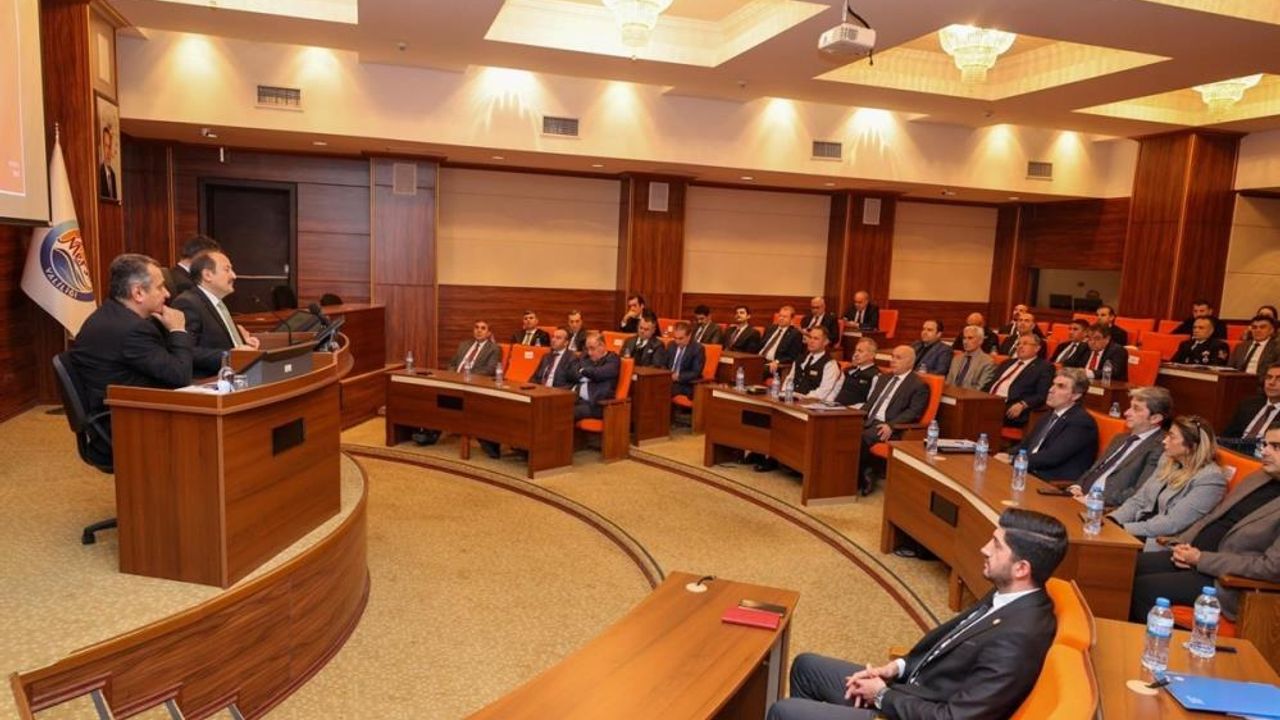 İl Göç İdaresi Kurulu Toplantısı Vali Pehlivan başkanlığında yapıldı
