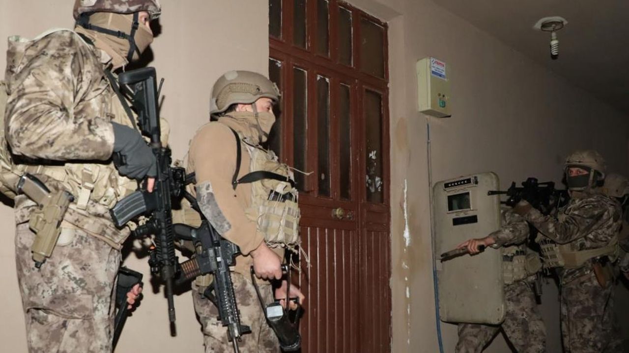 Mersin'deki DEAŞ operasyonunda 7 gözaltı