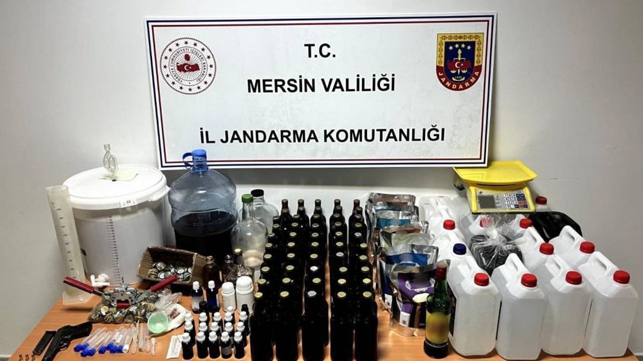 Mersin'de sahte içki üretip satan şüpheli yakalandı