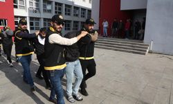 Adana'da bir kişiyi kaçırıp işkence yapan 5 şüpheli tutuklandı: Biri parti il başkanı