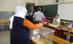 Mersin'de Cumhurbaşkanlığı 2. tur seçimi için oy verme işlemi başladı
