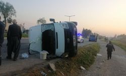 Mersin'de tarım işçilerini taşıyan minibüs ile kamyonet çarpıştı: 6 yaralı
