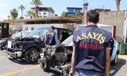 Mersin'de 10 milyonluk lüks araçlar ele geçirildi: Yedek parça için kaçak getirilmiş