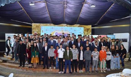 Başkan Oğuz iftar sofrasında gençlerle buluştu
