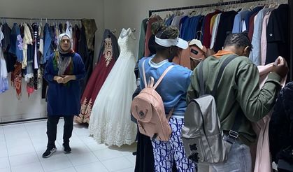 Karaman’da üniversite öğrencilerine kıyafet yardımı