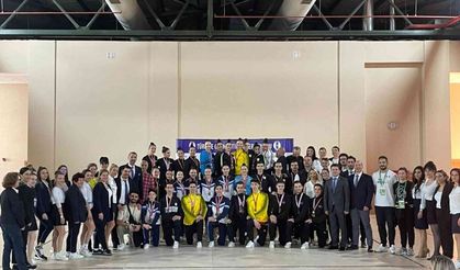 Manisa BBSK’lı cimnastikçilerden 12 madalya