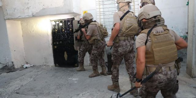 Mersin'deki 'torbacı' operasyonu: 27 gözaltı