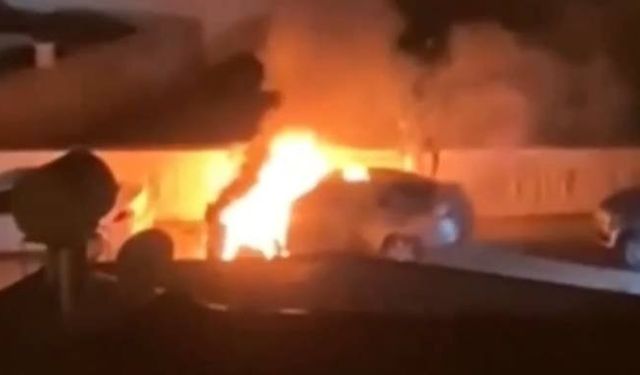Mersin'de Ülkü Ocağı Başkanı Satar'ın aracı yandı: Kundaklama şüphesi var