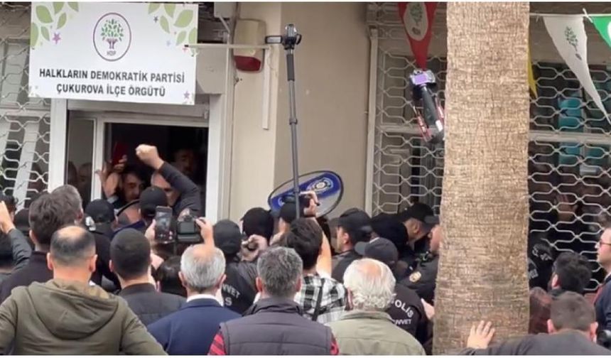 Adana'da hava harekatını protesto etmek isteyen HDP’lilere polis izin vermedi