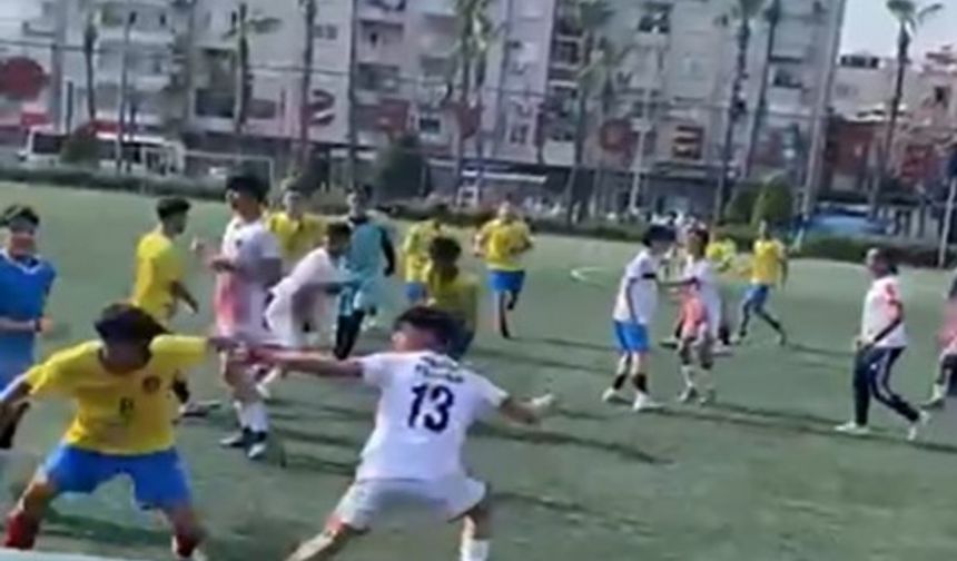 Mersin'de amatör maçta kavga